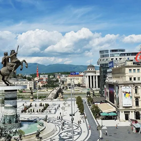 Main Square - Palace La Grande 150 M2 Lägenhet Skopje