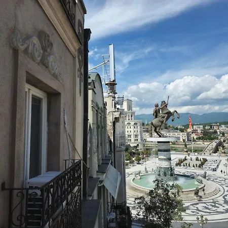 Main Square - Palace La Grande 150 M2 Skopje