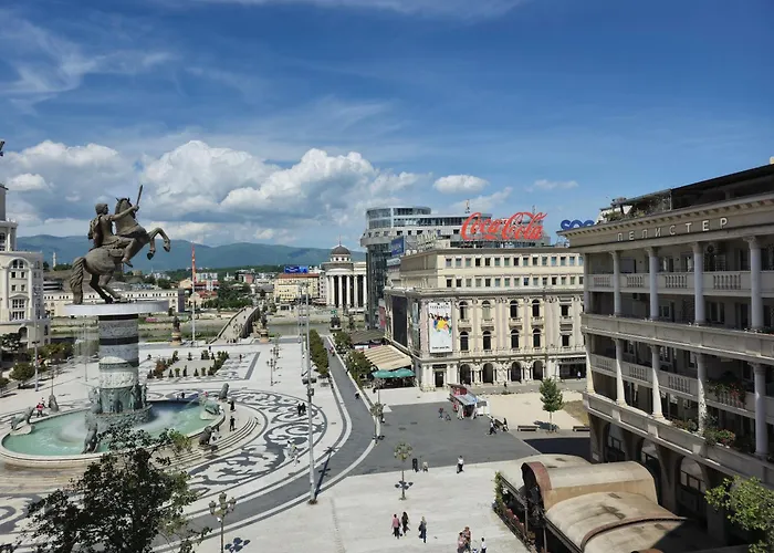 Main Square - Palace La Grande 150 M2