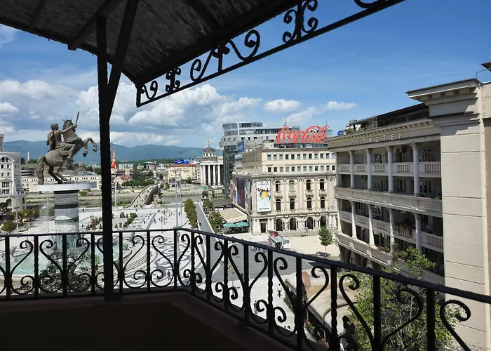 Main Square - Palace La Grande 150 M2 *