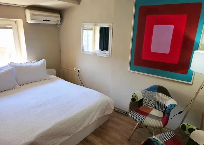 Main Square - Palace La Grande 150 M2 * Skopje